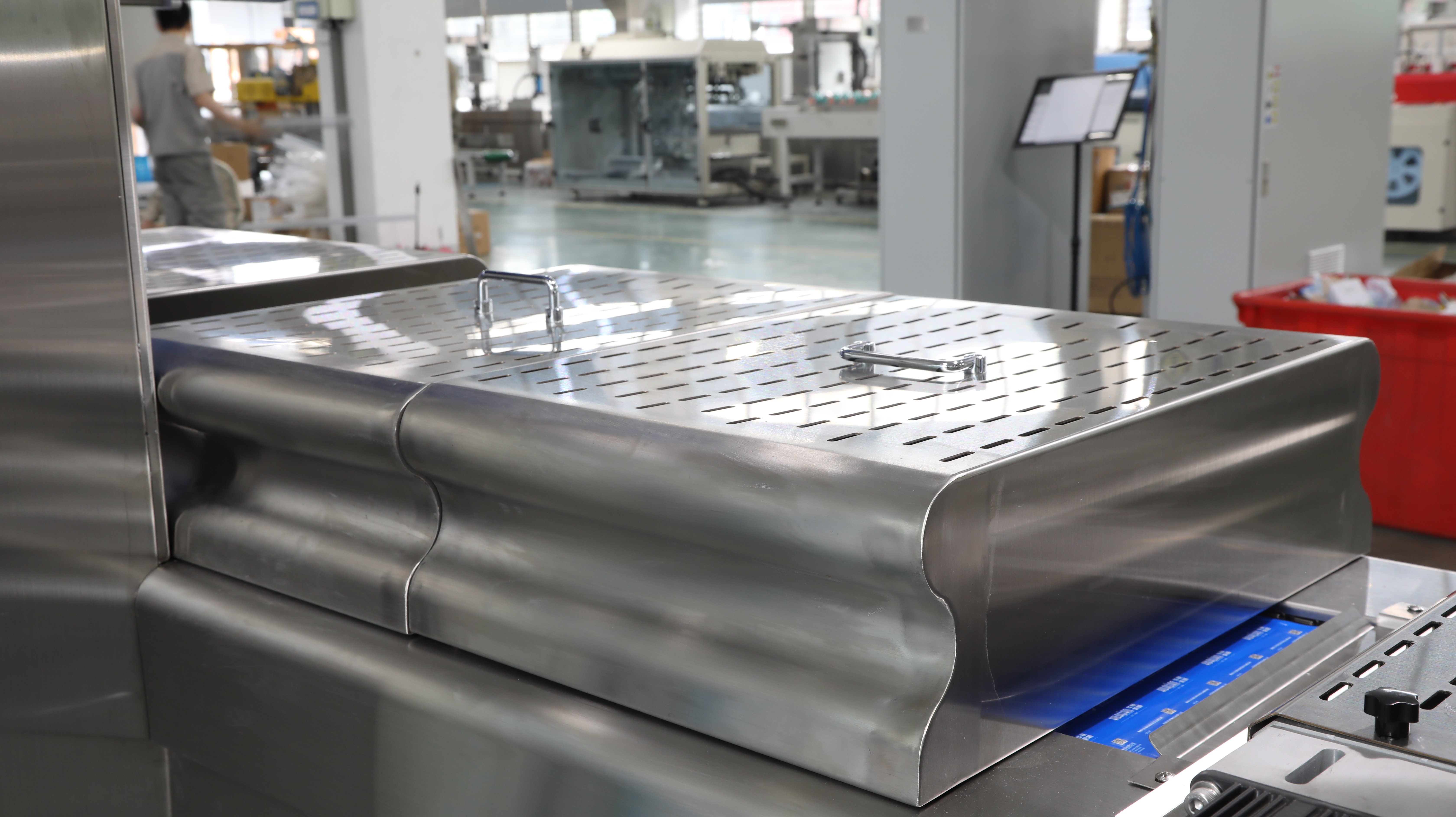 Chế độ xem một phần của m&aacute;y đ&oacute;ng g&oacute;i thermoforming 